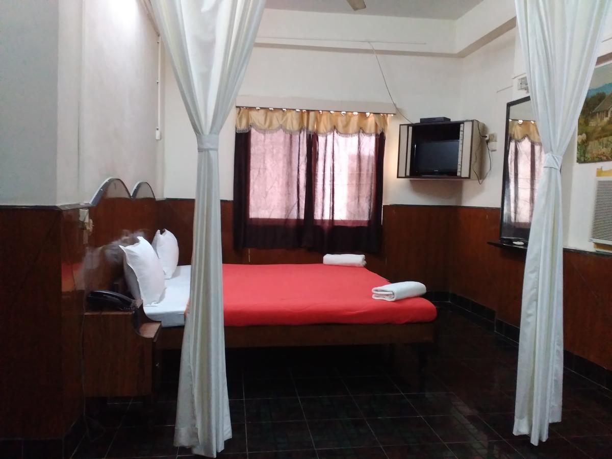 Hotel Diamond Daman Zimmer foto