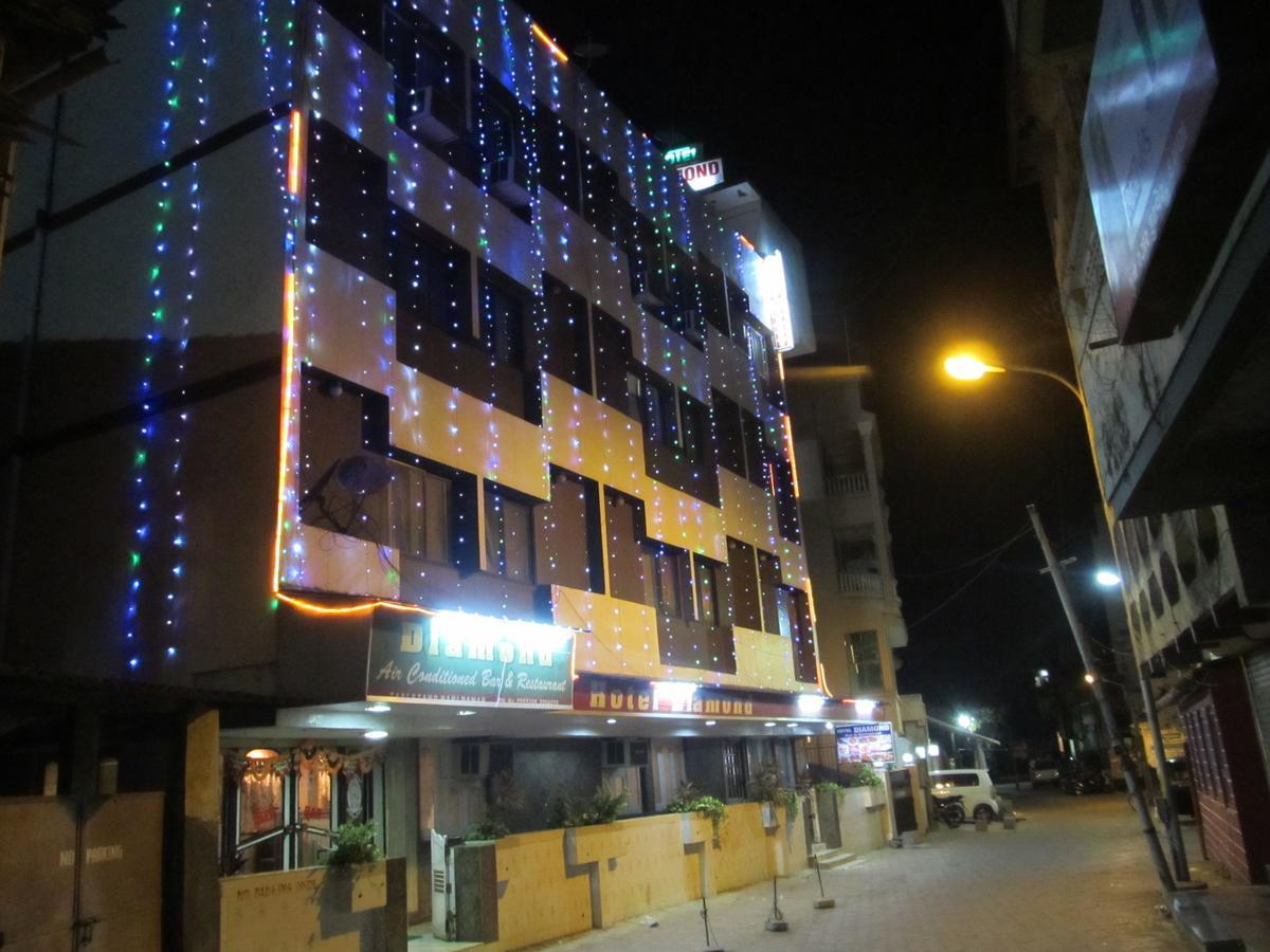 Hotel Diamond Daman Exterior foto