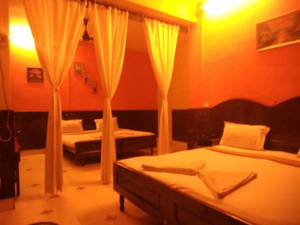 Hotel Diamond Daman Exterior foto